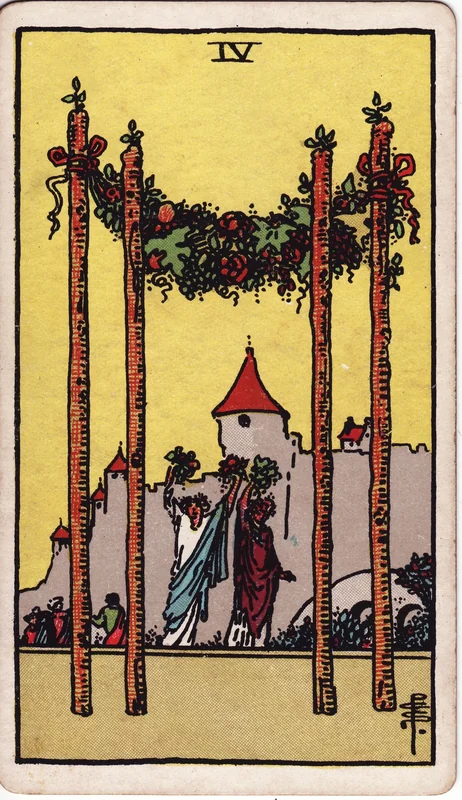 Four of Wands — 4 Gậy